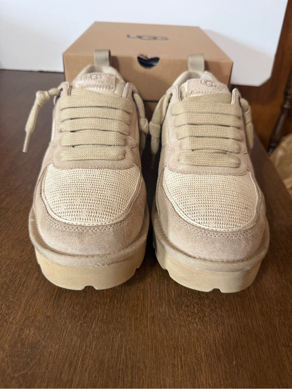 Ugg Spring Sungazer Sneaker Trainer Women’s size 11 Tan Beige